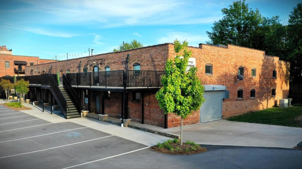 Hotel Humble Abode à Hickory Extérieur photo
